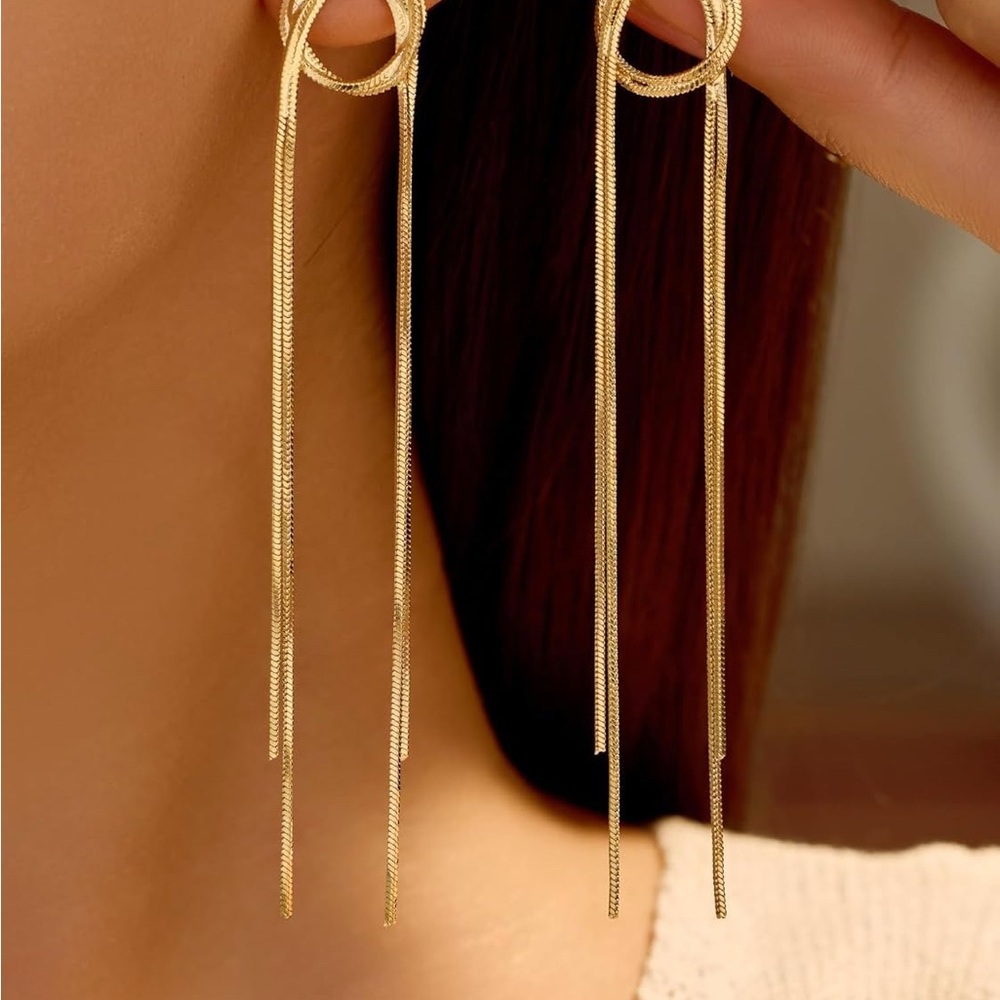 Elegant Gold Dangle Earrings